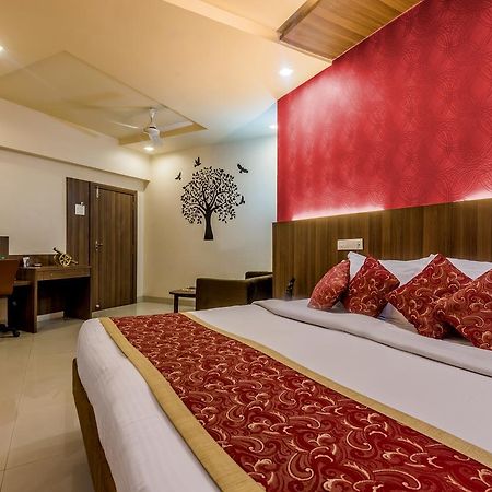 Hotel Panchratna Панвел Экстерьер фото