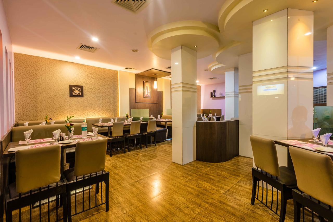 Hotel Panchratna Панвел Экстерьер фото