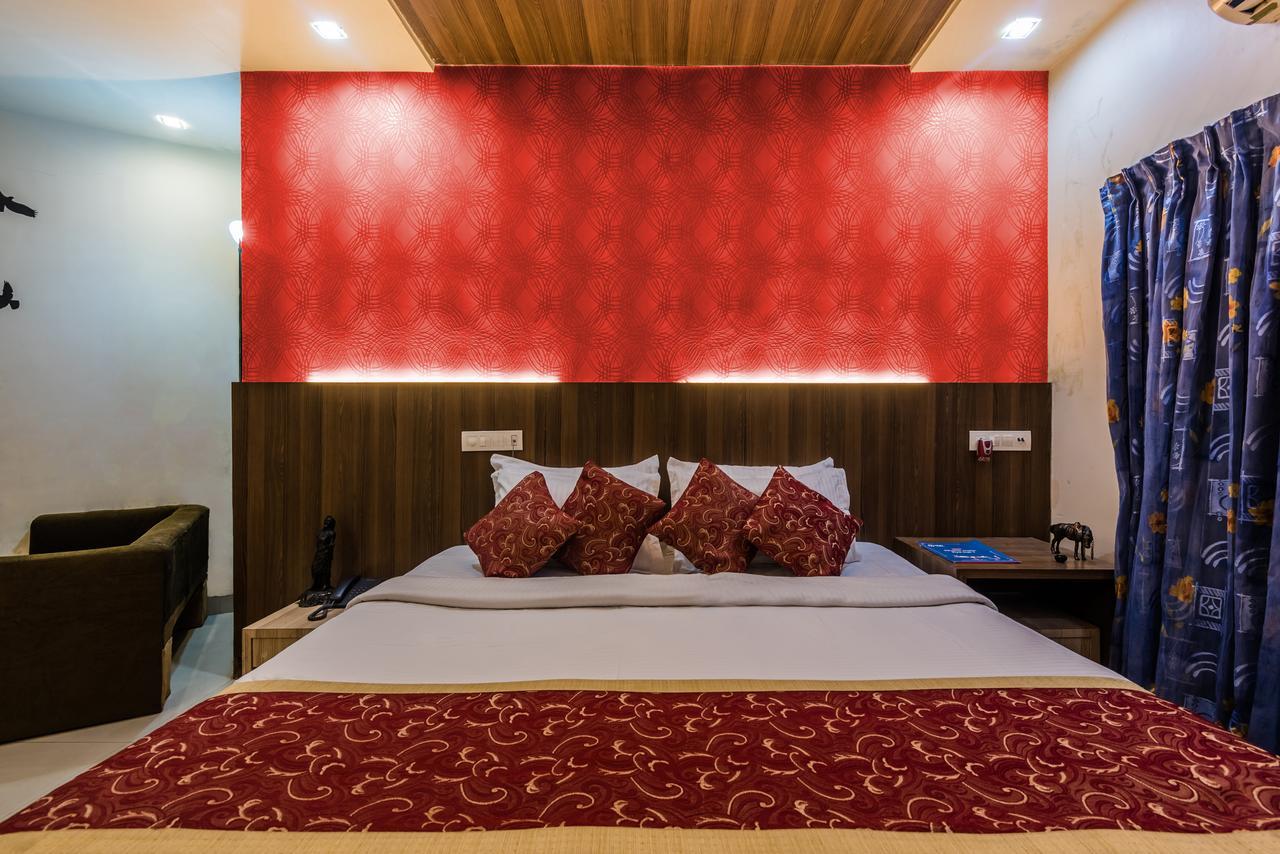 Hotel Panchratna Панвел Экстерьер фото