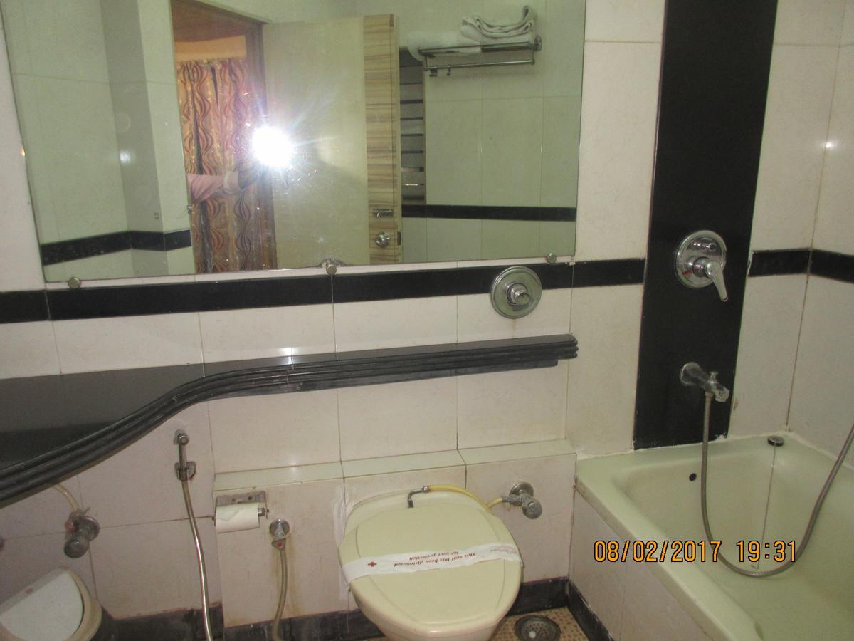 Hotel Panchratna Панвел Экстерьер фото