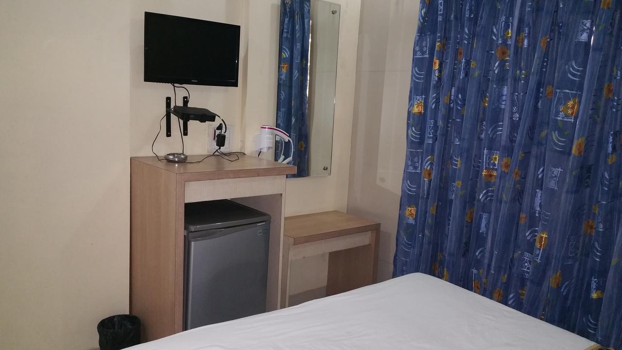 Hotel Panchratna Панвел Экстерьер фото